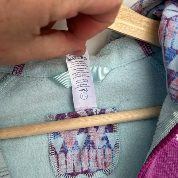 Ivivva by lululemon scuba zippered hooded sweatshirt size 10 multicoloured - Picture 6 of 6